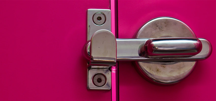 Childproof Gate Lock in Ashland, California